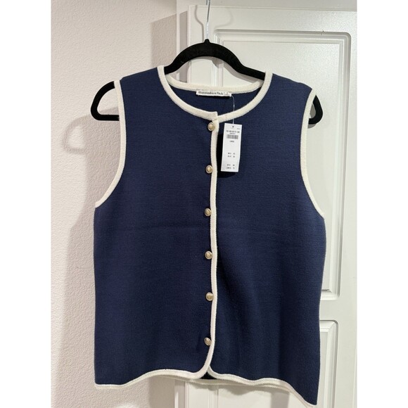 Abercrombie & Fitch Sweaters - Abercrombie Fitch Knit Vest Top Sleeveless Navy Blue White Gold Buttons Large